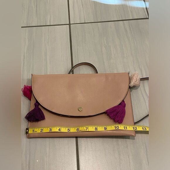 Pompom Purse - Picture 11 of 13